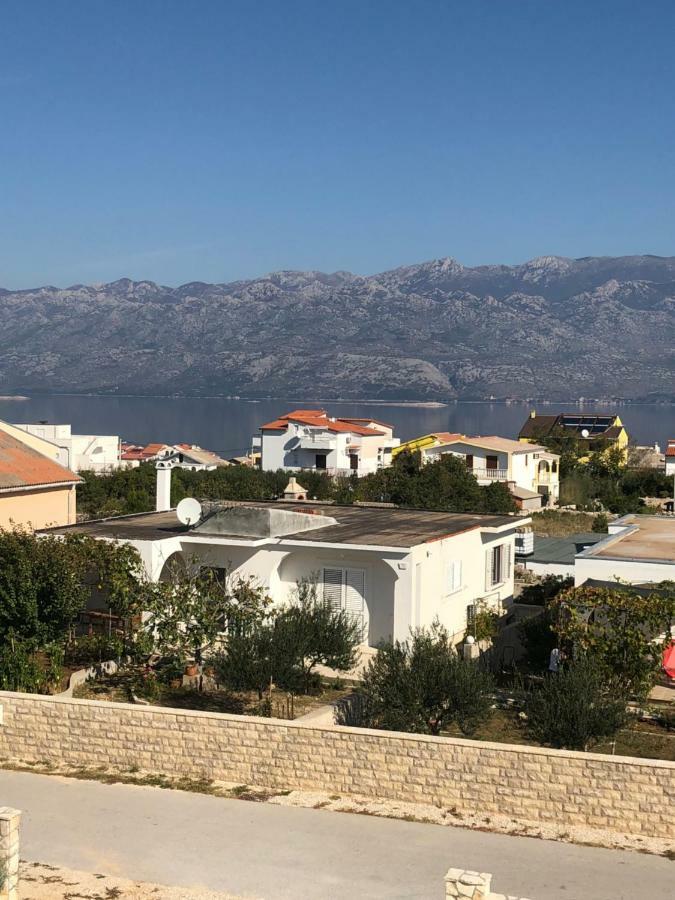 Miro Apartmani Ražanac Exterior foto